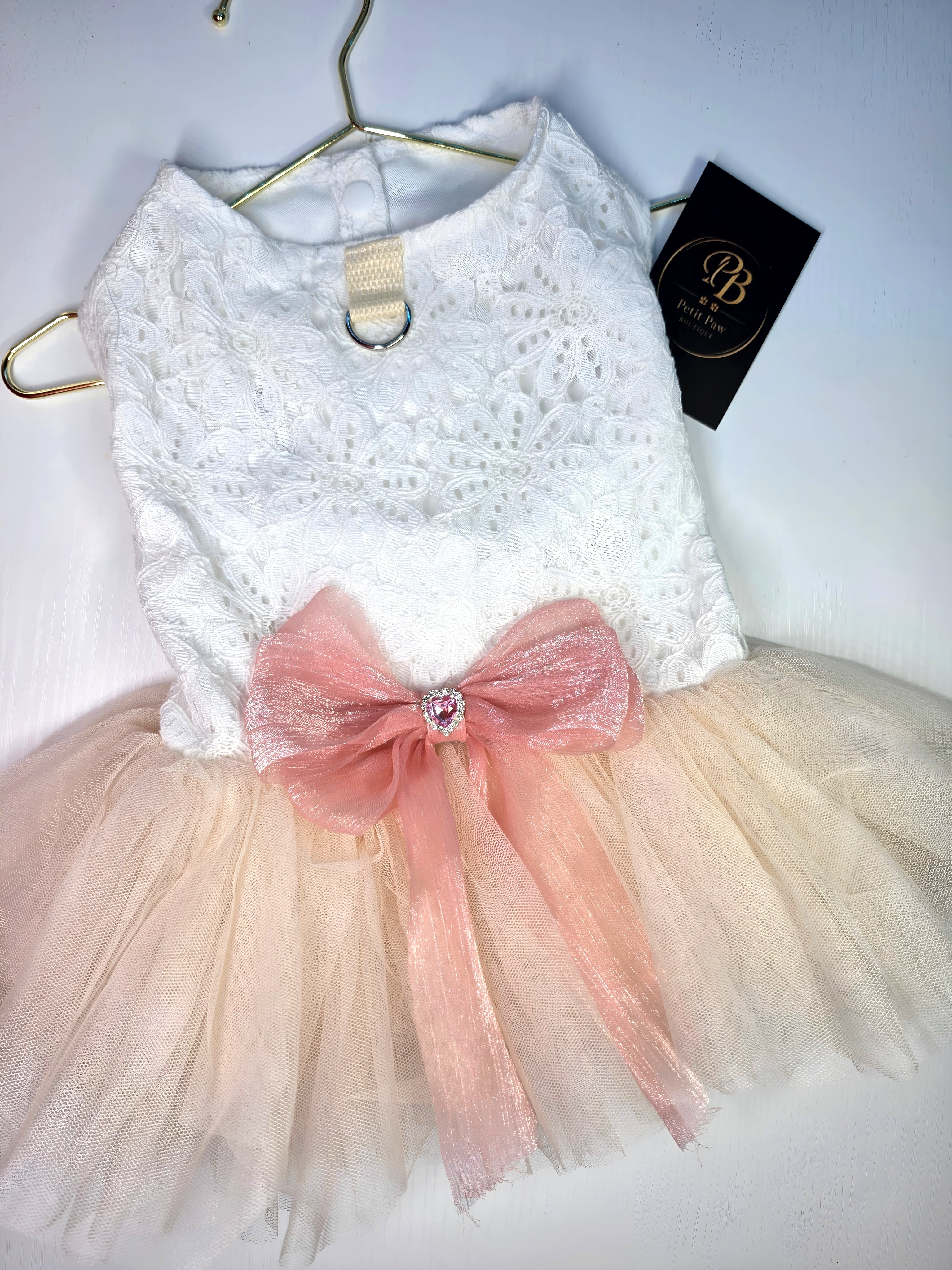 vestido de encaje blanco para perras