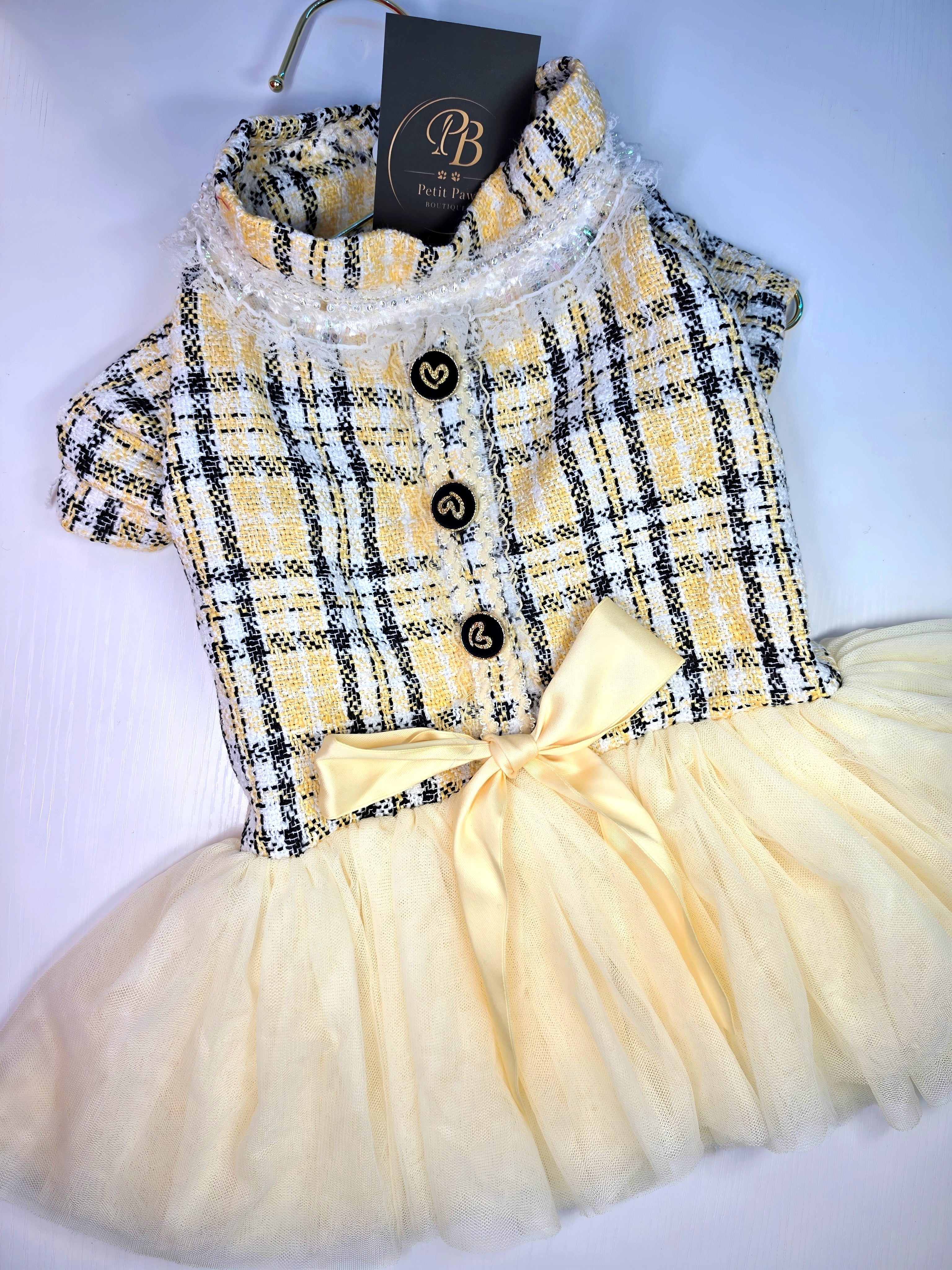 Vestido Tweed Dorado con Botones