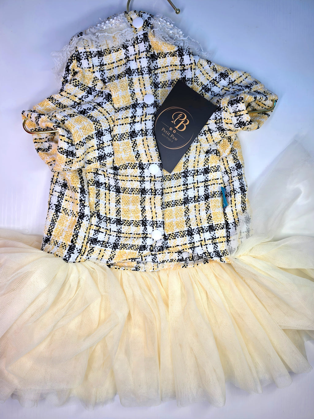 Vestido Tweed Dorado con Botones